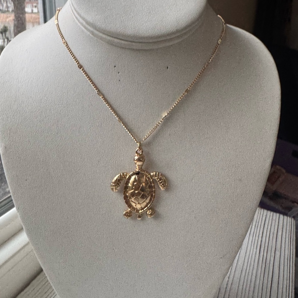 Gold Turtle Pendant Necklace - Picture 8 of 8